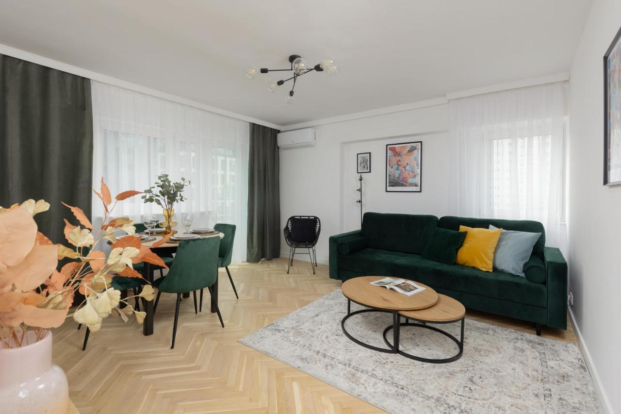 Apartament Stylish Heart Of By Renters