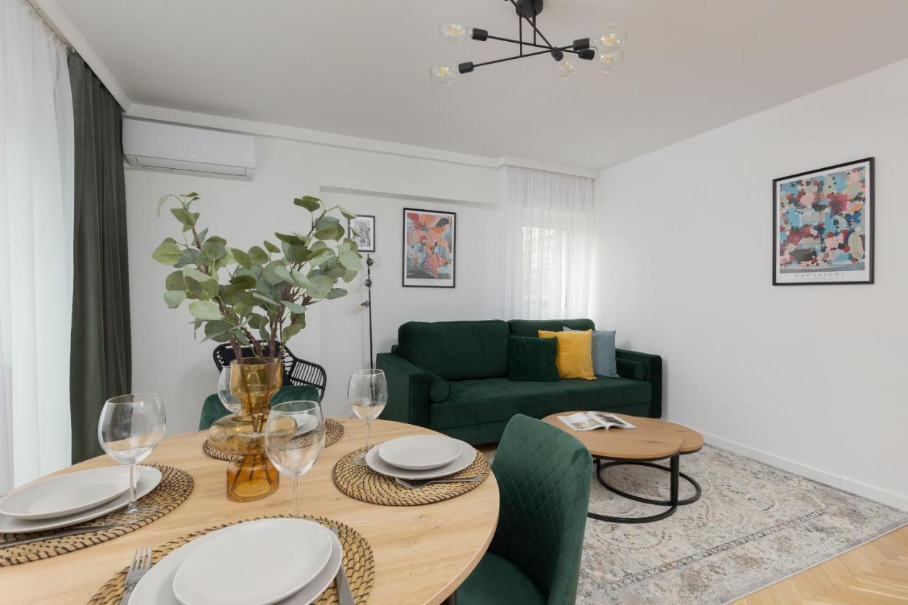 Apartament Stylish Heart Of By Renters Warszawa
