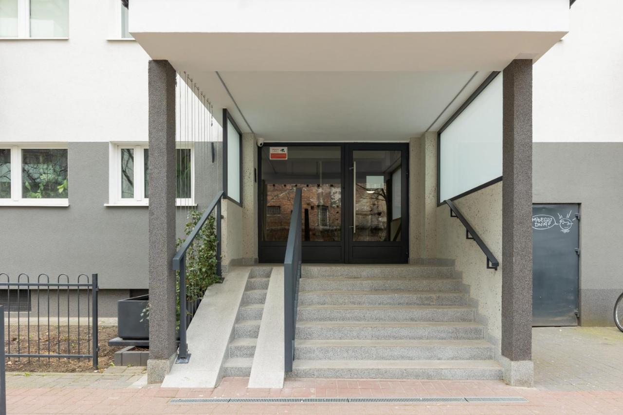 Stylish Heart Of By Renters * Warszawa